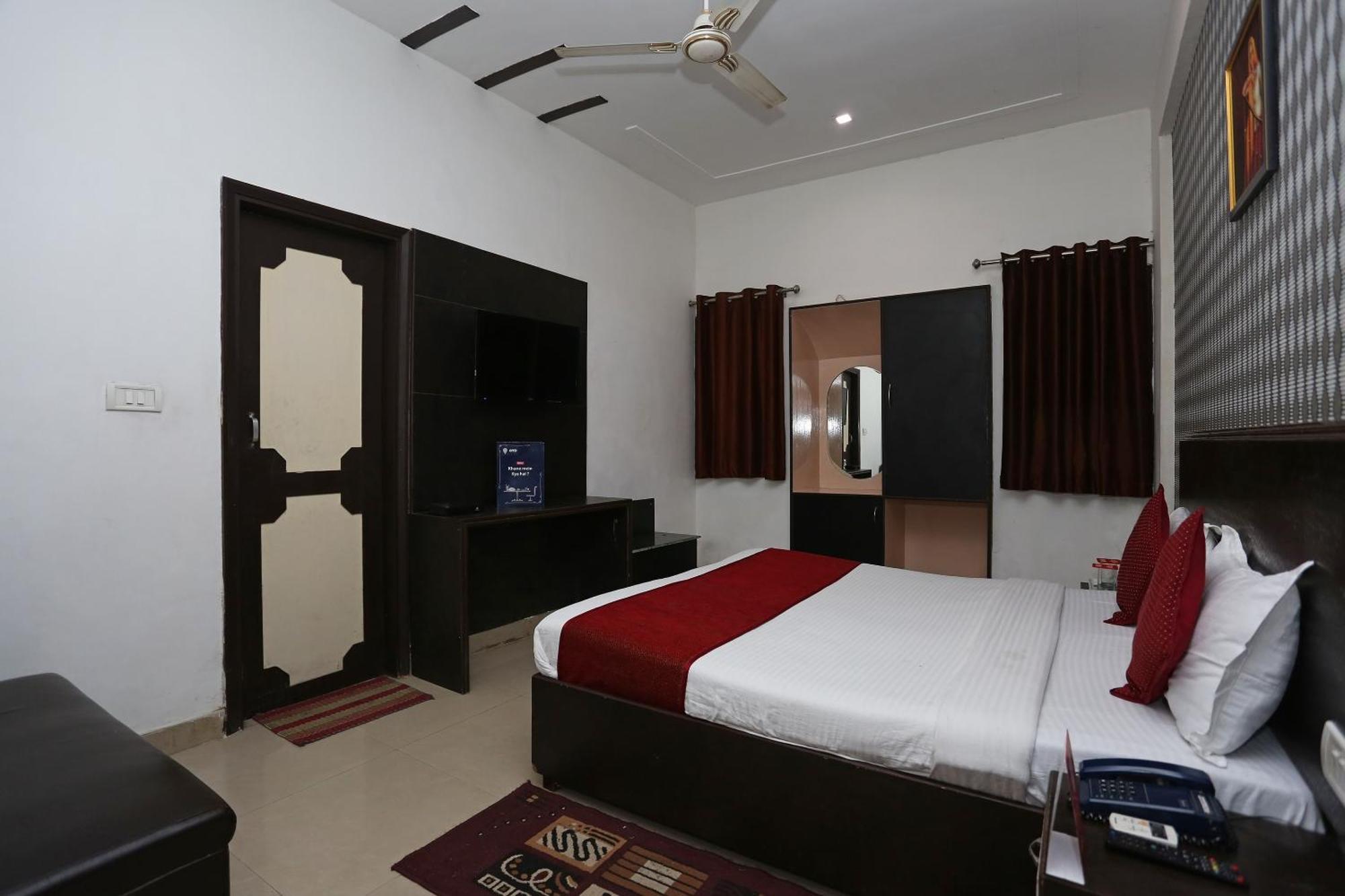 Hotel O Kanha Continental Agra  Exteriör bild